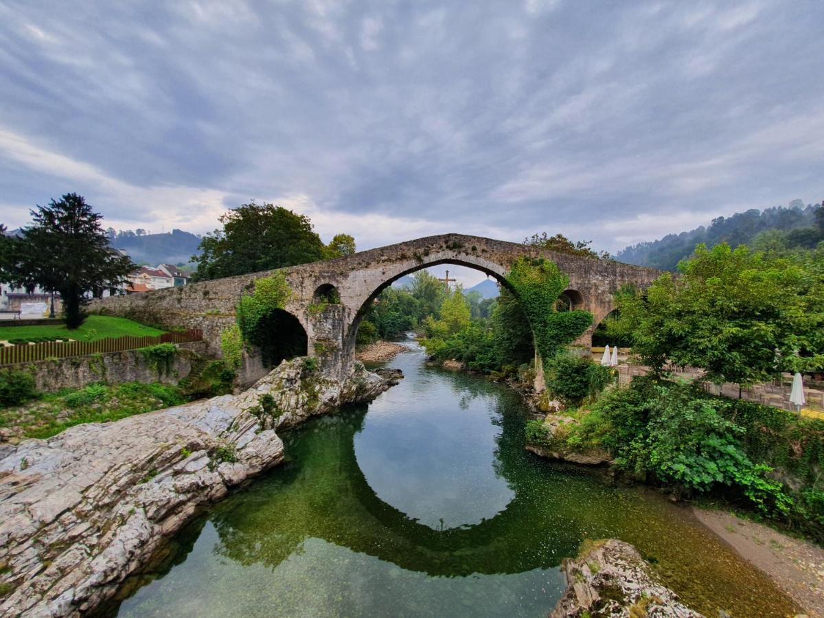 La Estancia De Cangas - Amplio Piso Con Garaje Onís Dış mekan fotoğraf