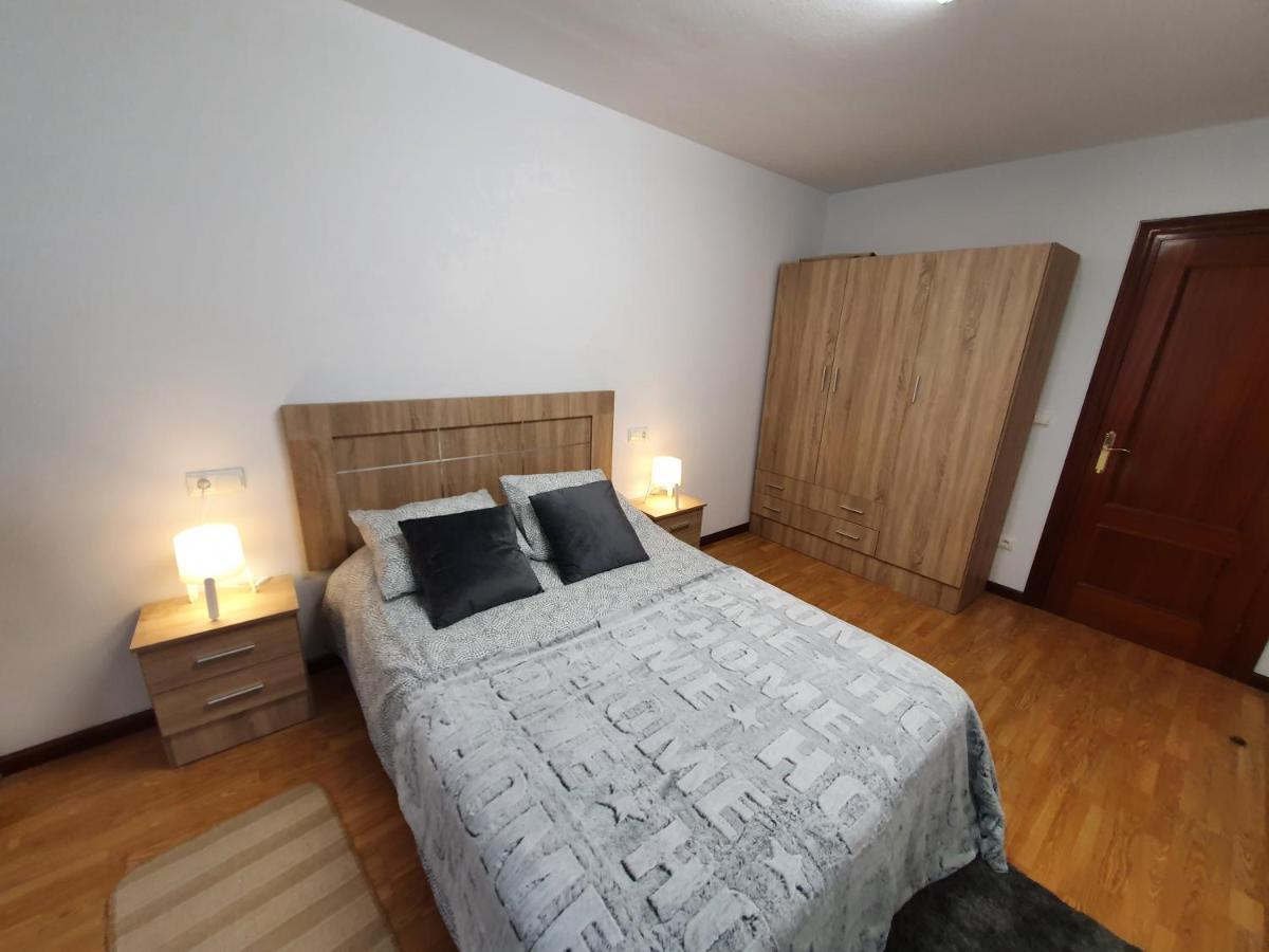 La Estancia De Cangas - Amplio Piso Con Garaje Onís Dış mekan fotoğraf